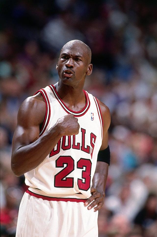 迷们揣测纷 迷们揣测纷