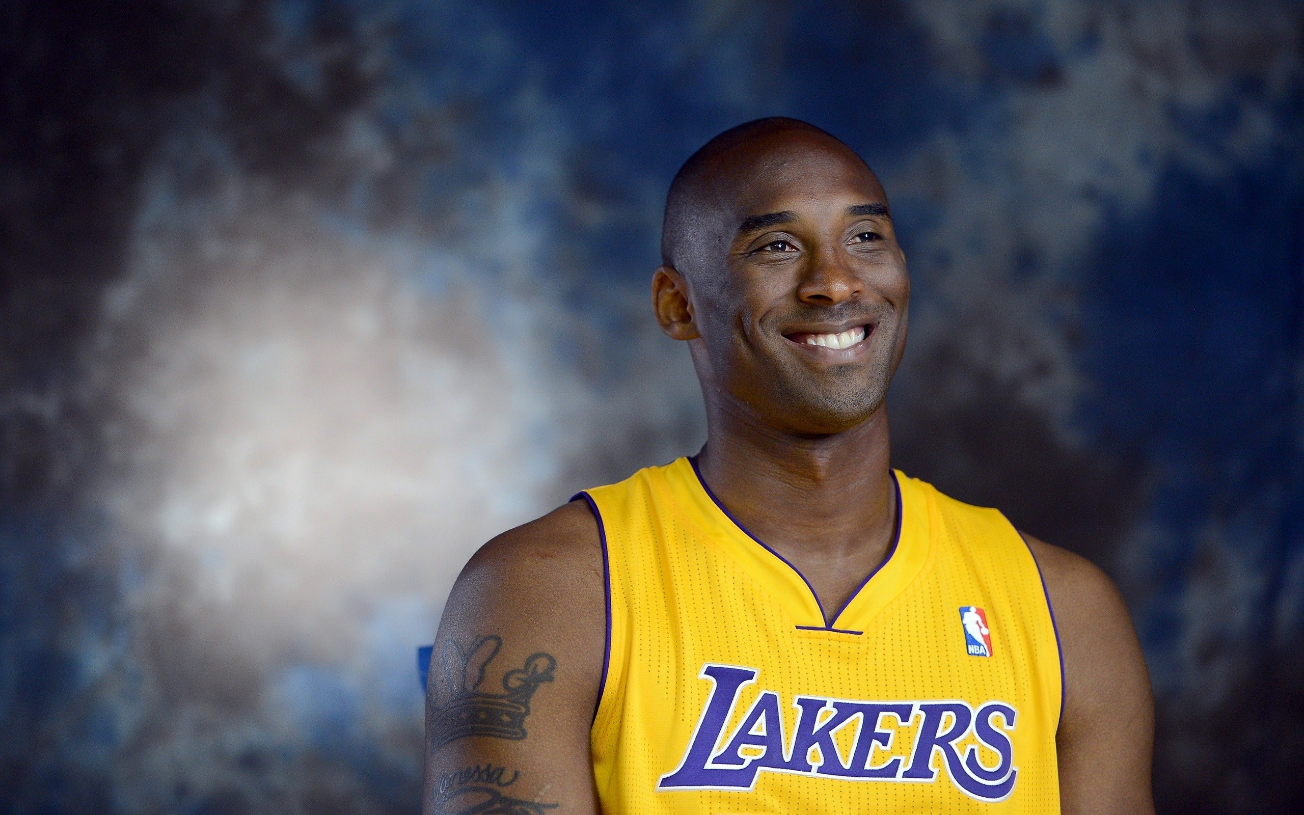 主办方会依 主办方会依